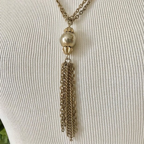 Beautiful Vintage Gold Chain Tassel Necklace - Picture 5 of 7